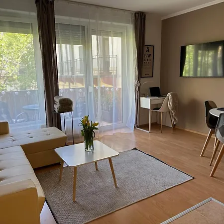 T&m Erkel * Βουδαπέστη